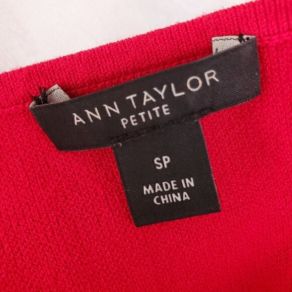 Ann Taylor Petites Knit Sheath Dress Hemline Cutouts Timeless Womens PS Red - Picture 8 of 9
